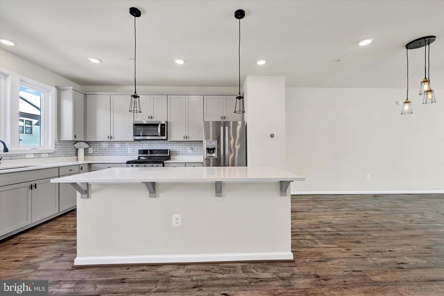 219 Oakpine Drive photo 14
