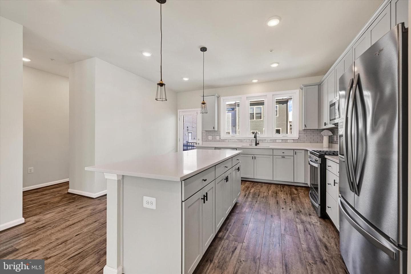 219 Oakpine Drive photo 16