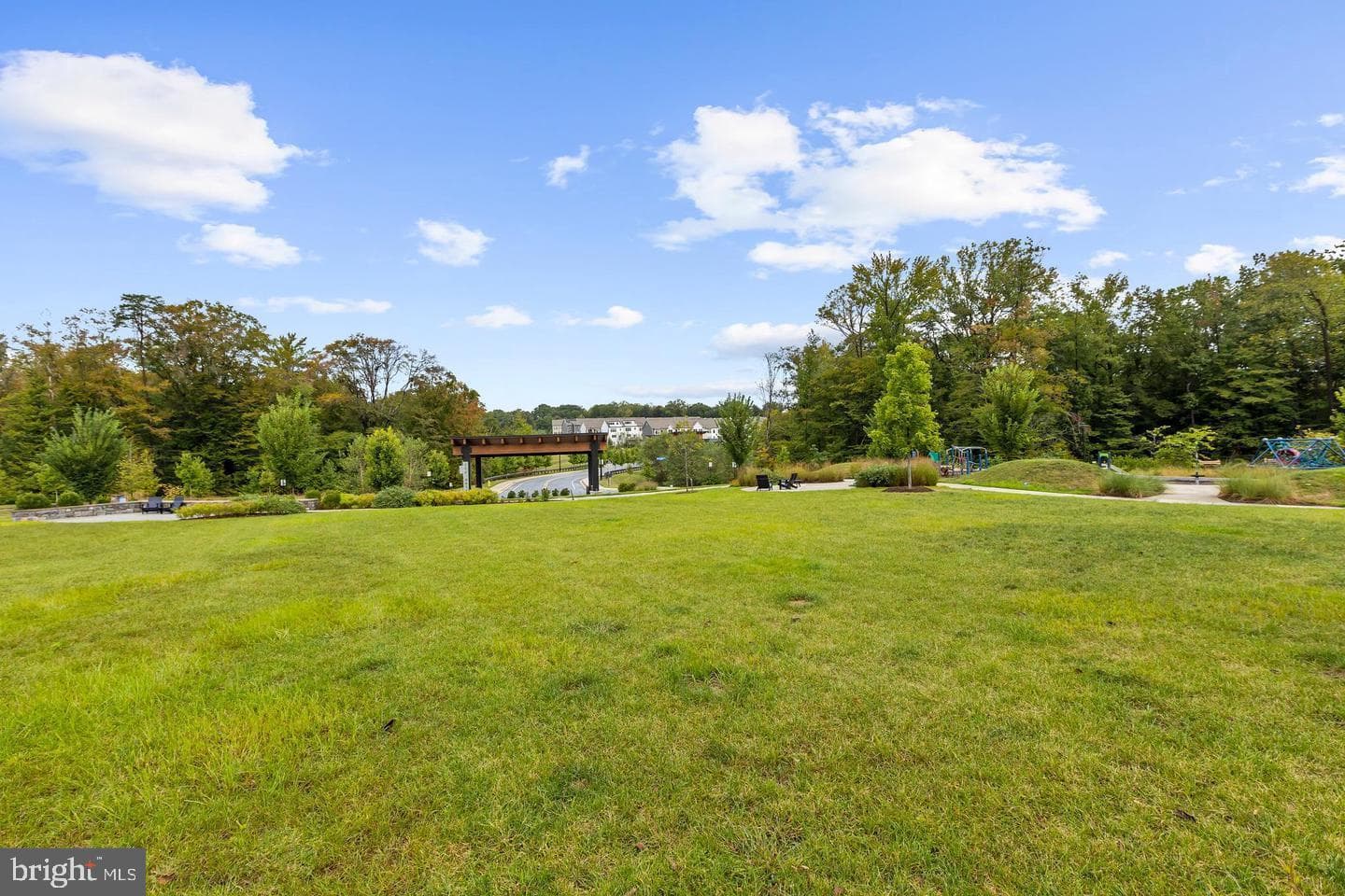 219 Oakpine Drive photo 60