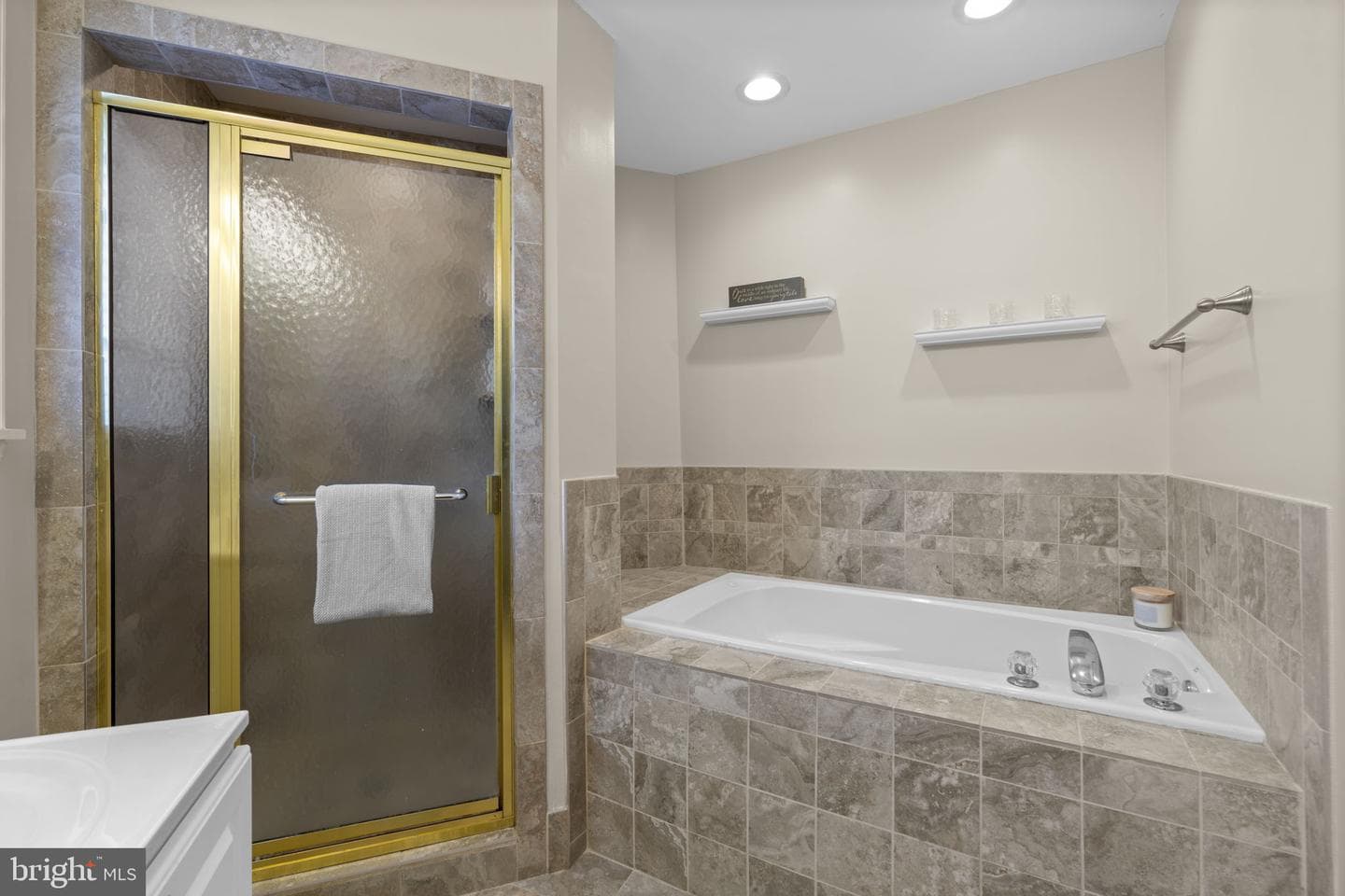 889 Lynch Drive photo 34