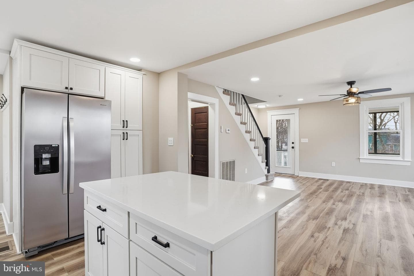 105 Maple Avenue photo 11