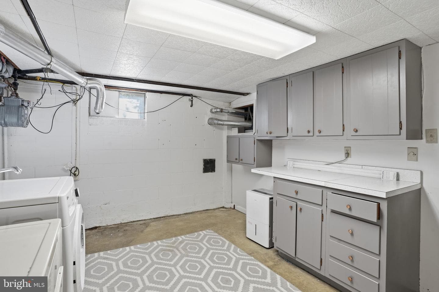 1703 Nimitz Drive photo 23