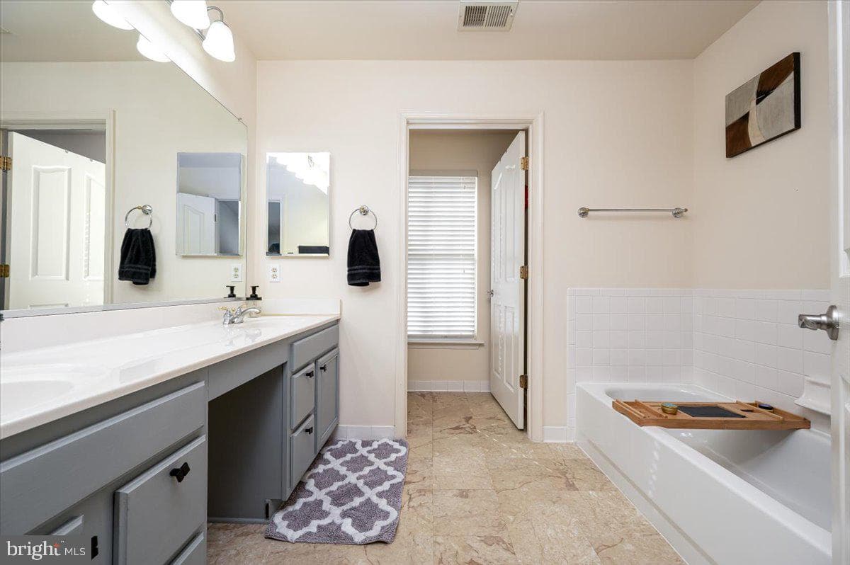 8026 Moss Bank Drive photo 24