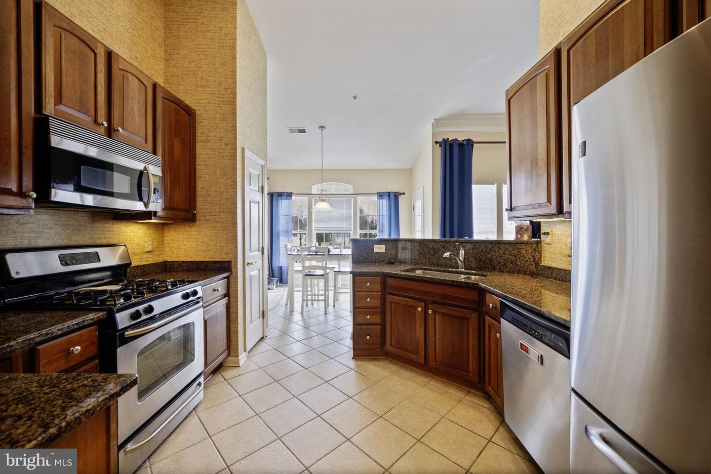 2602 Clarion Court #404 photo 16