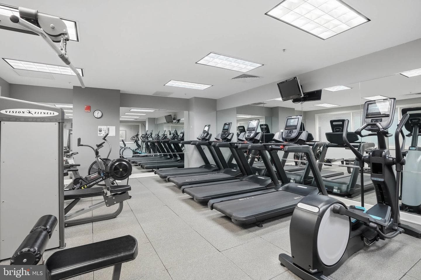 1915 Towne Centre Boulevard #309 photo 32
