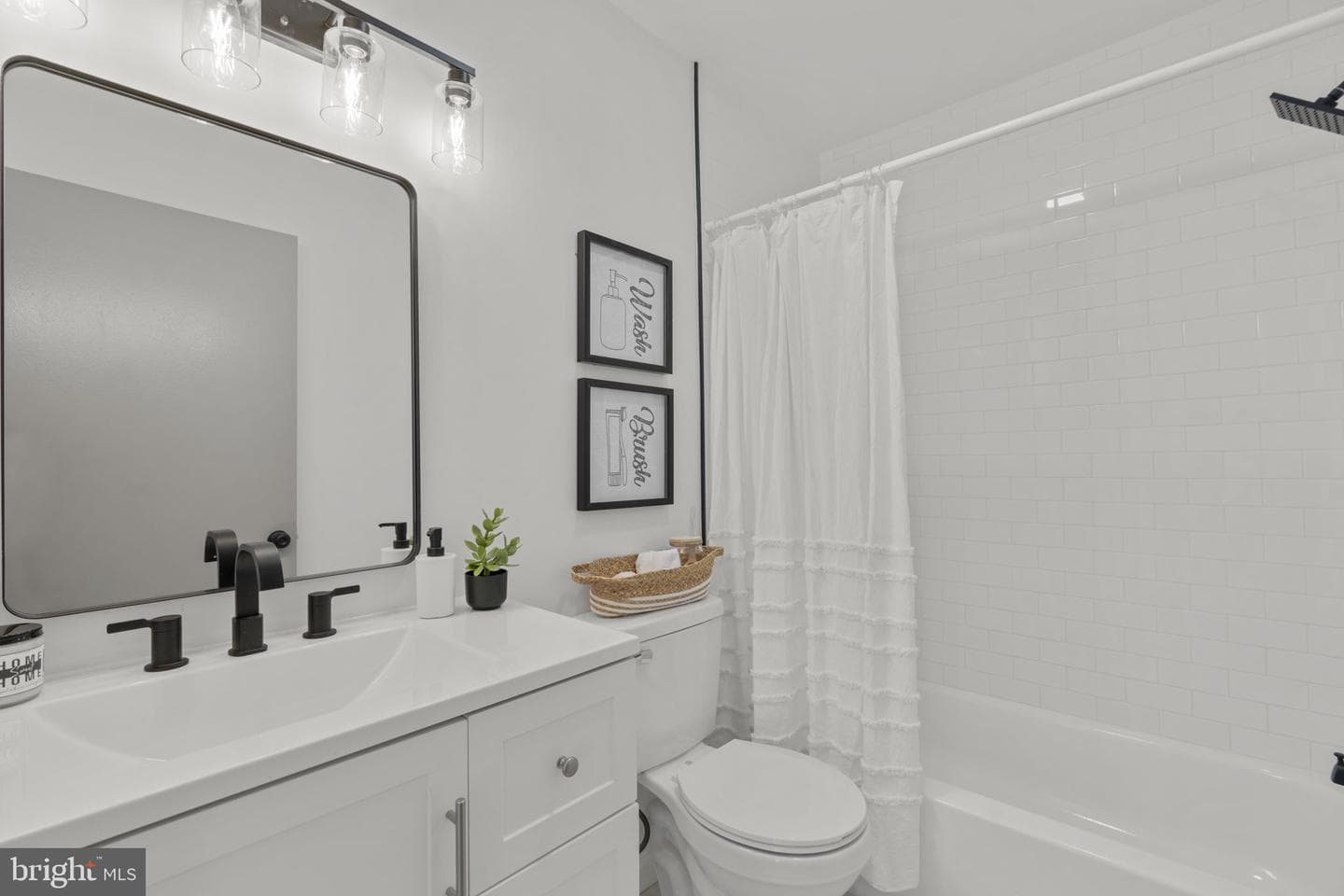 974 Summer Hill Drive photo 15
