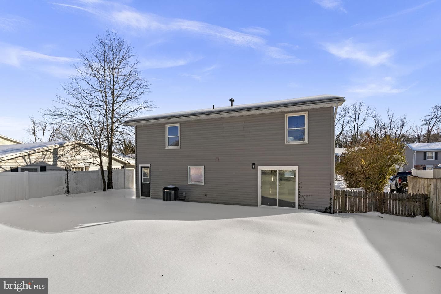 974 Summer Hill Drive photo 29