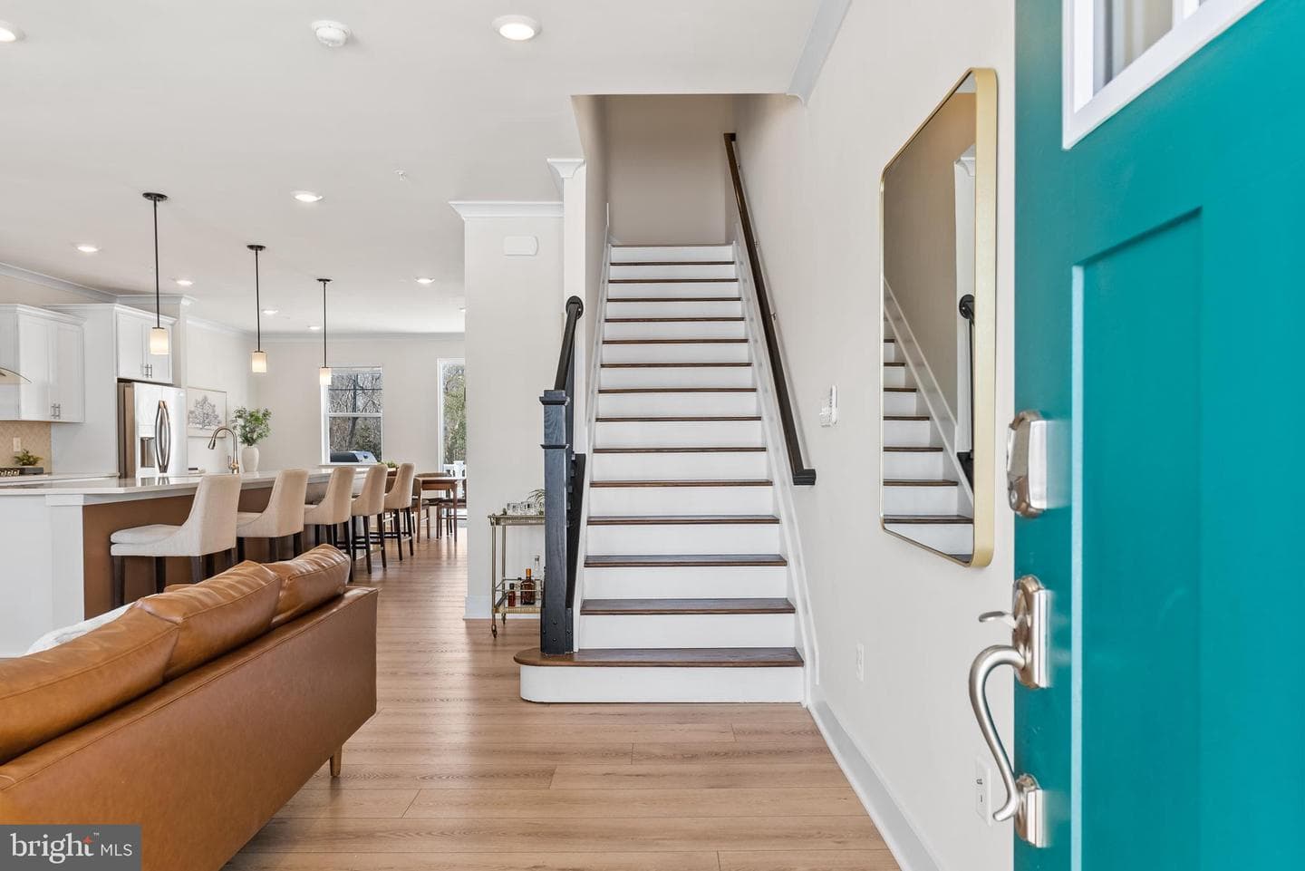 202 Anasta Terrace photo 2
