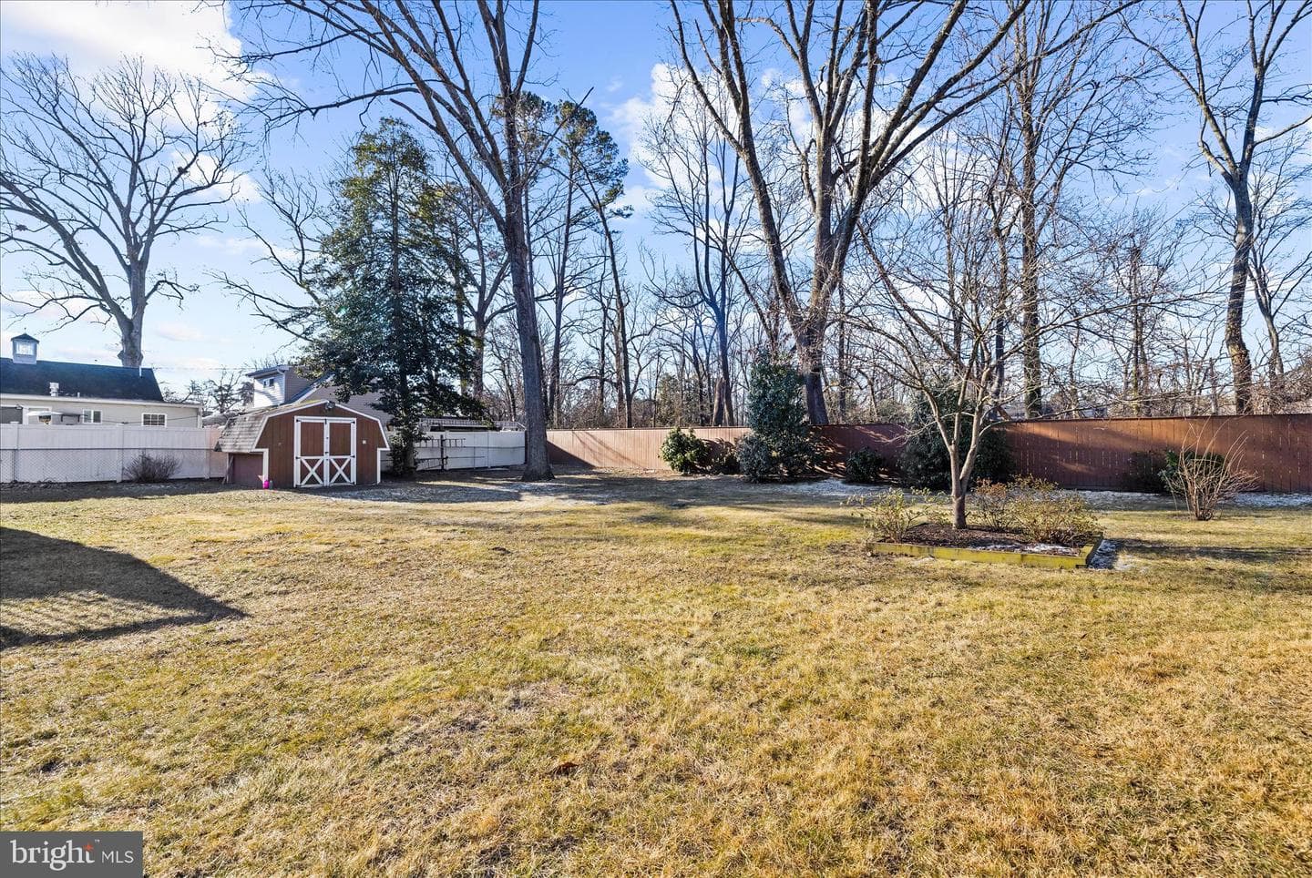 675 211th Street photo 2