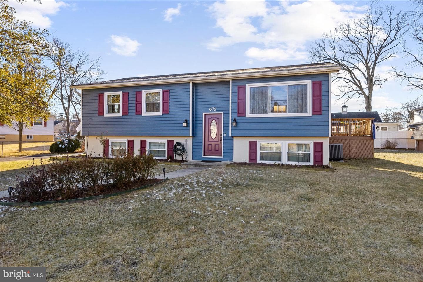 675 211th Street photo 3