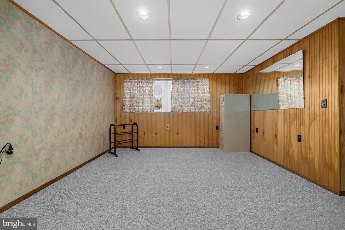 675 211th Street photo 31