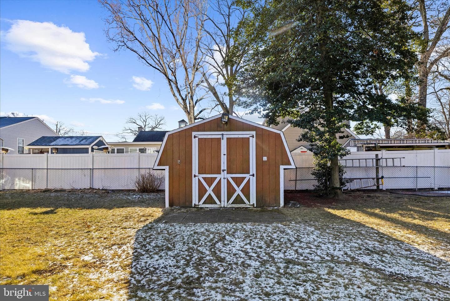 675 211th Street photo 43