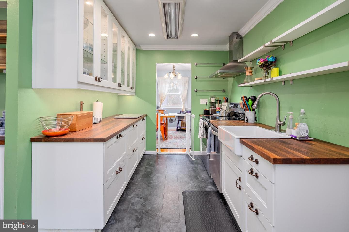 7511 Montevideo Court photo 8
