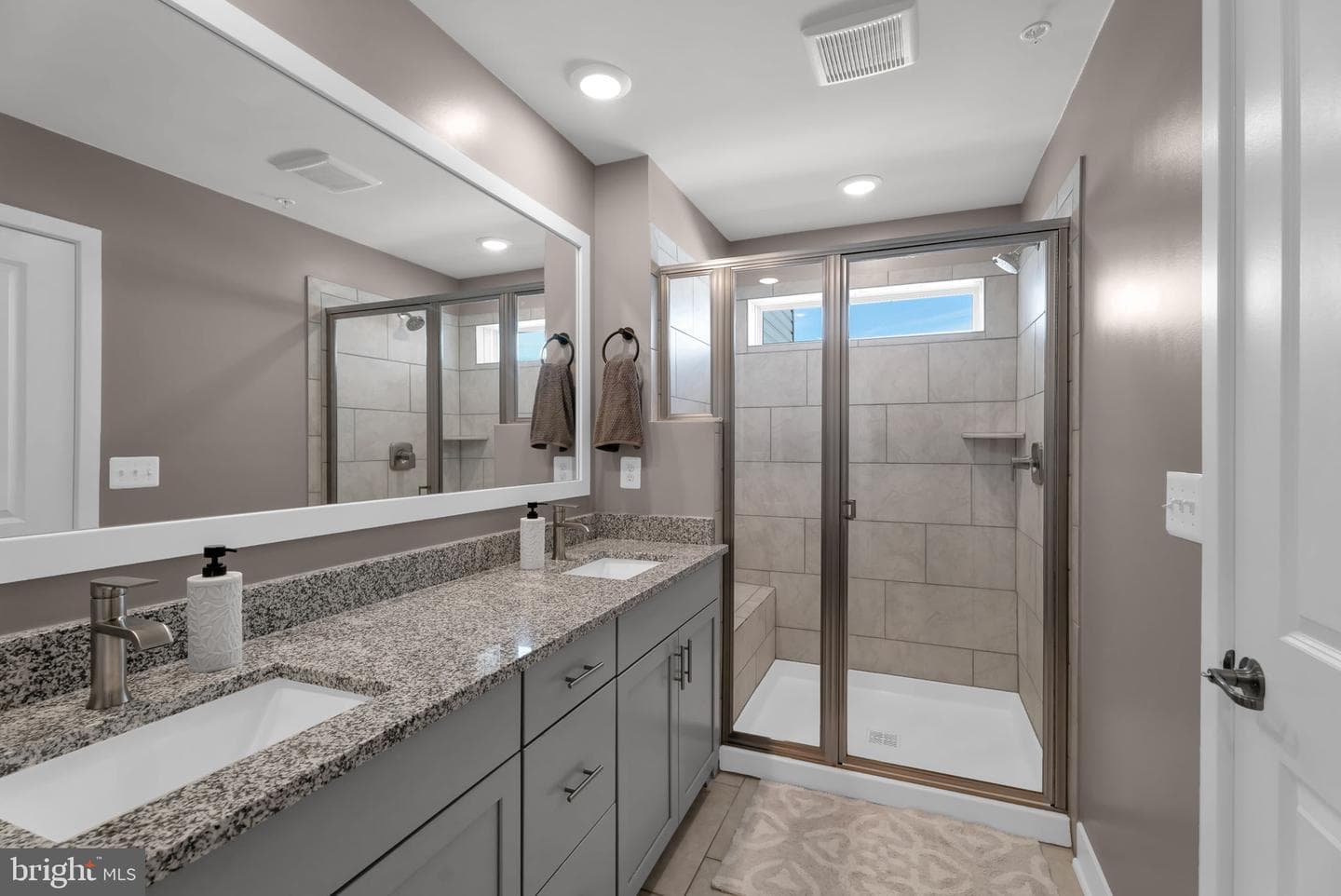 7712 Red Moon Way photo 25