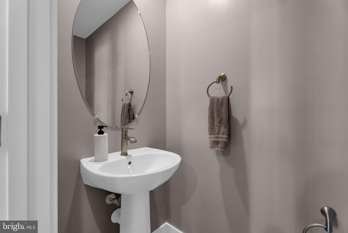 7712 Red Moon Way photo 35