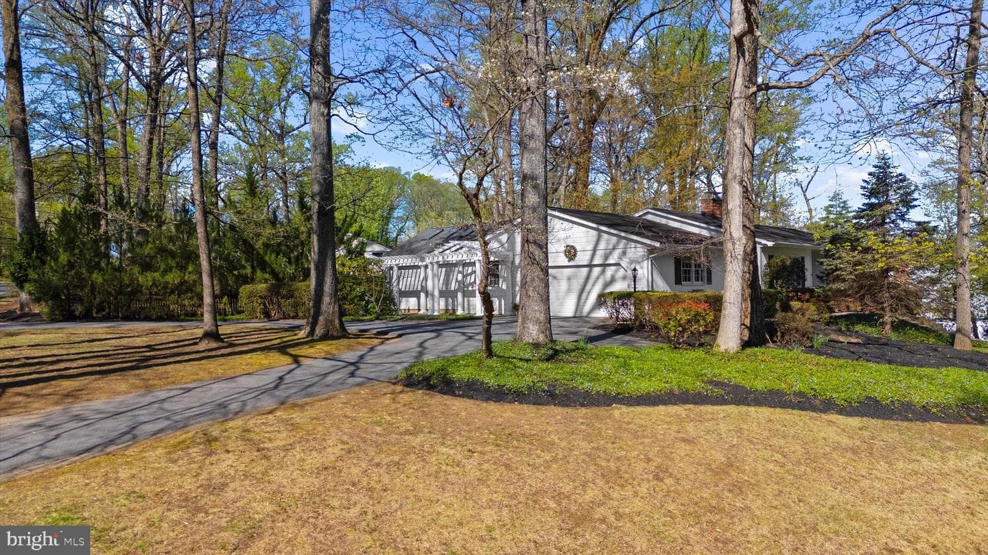 1050 Garywood Lane photo 37