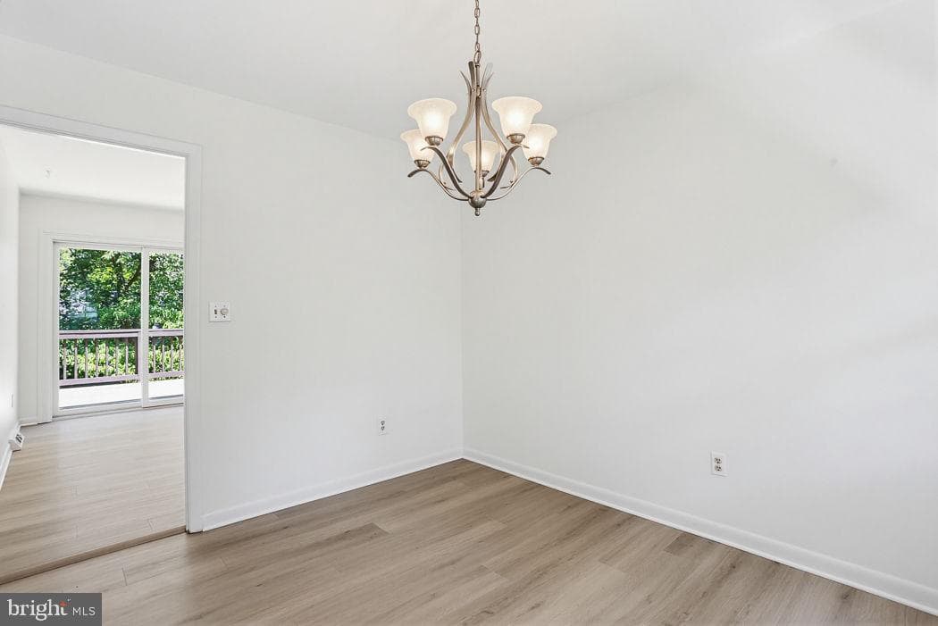 1052 Lido Drive photo 10