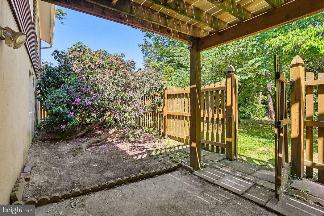 1052 Lido Drive photo 35