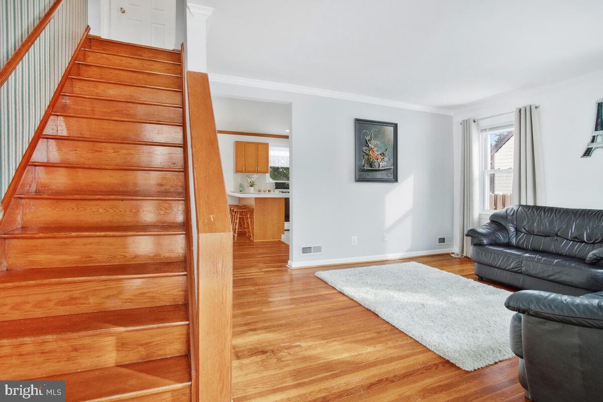 106 Vista Avenue photo 3