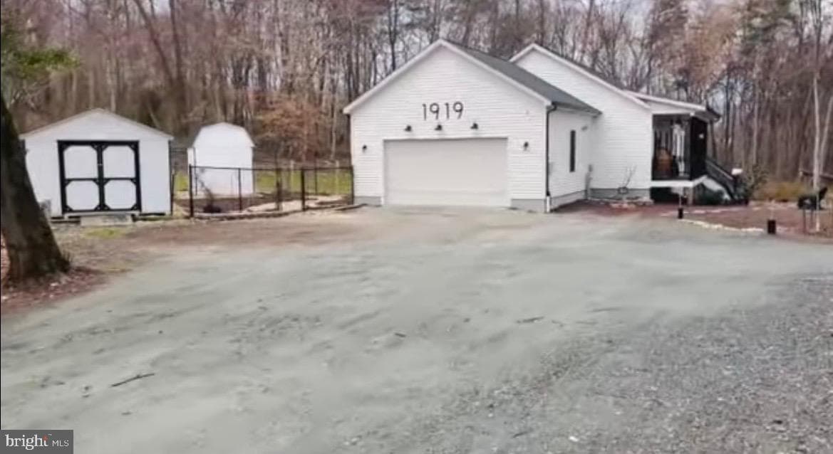 1919 Montevideo Road