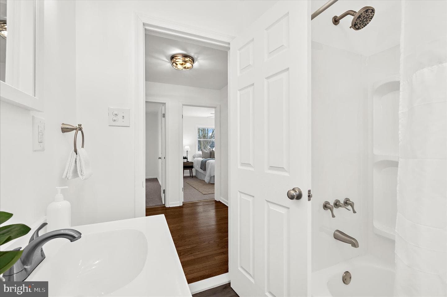 405 Rugby Avenue photo 23