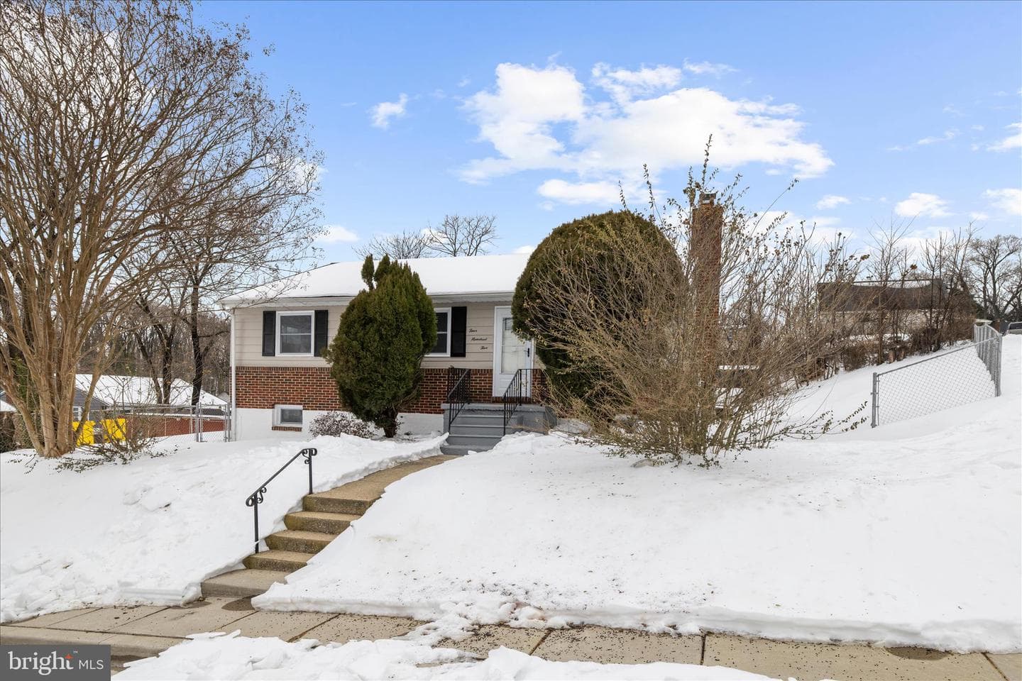 405 Rugby Avenue photo 4