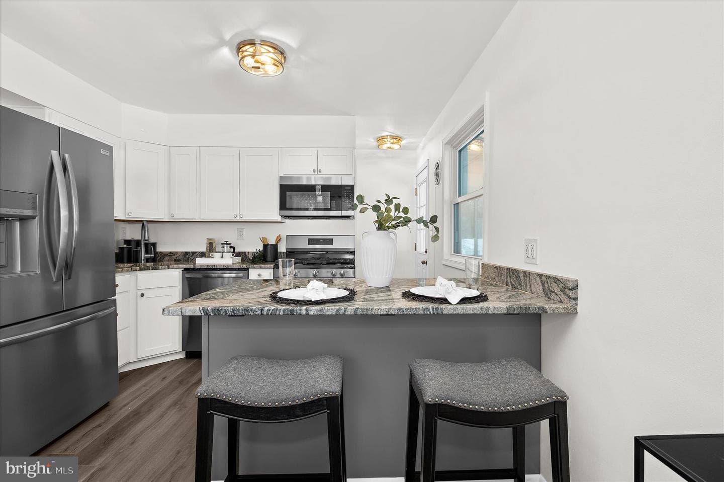 405 Rugby Avenue photo 9