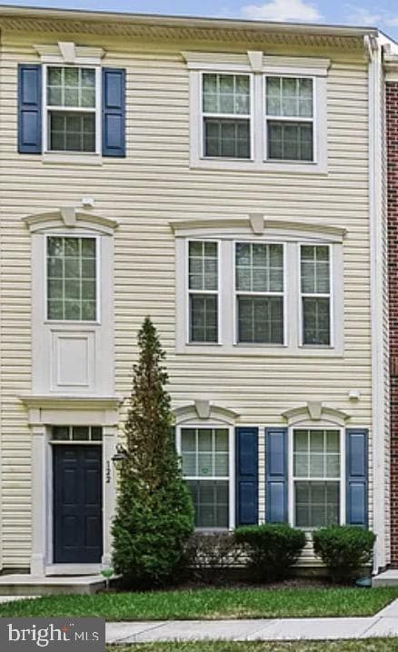122 Kindred Way
