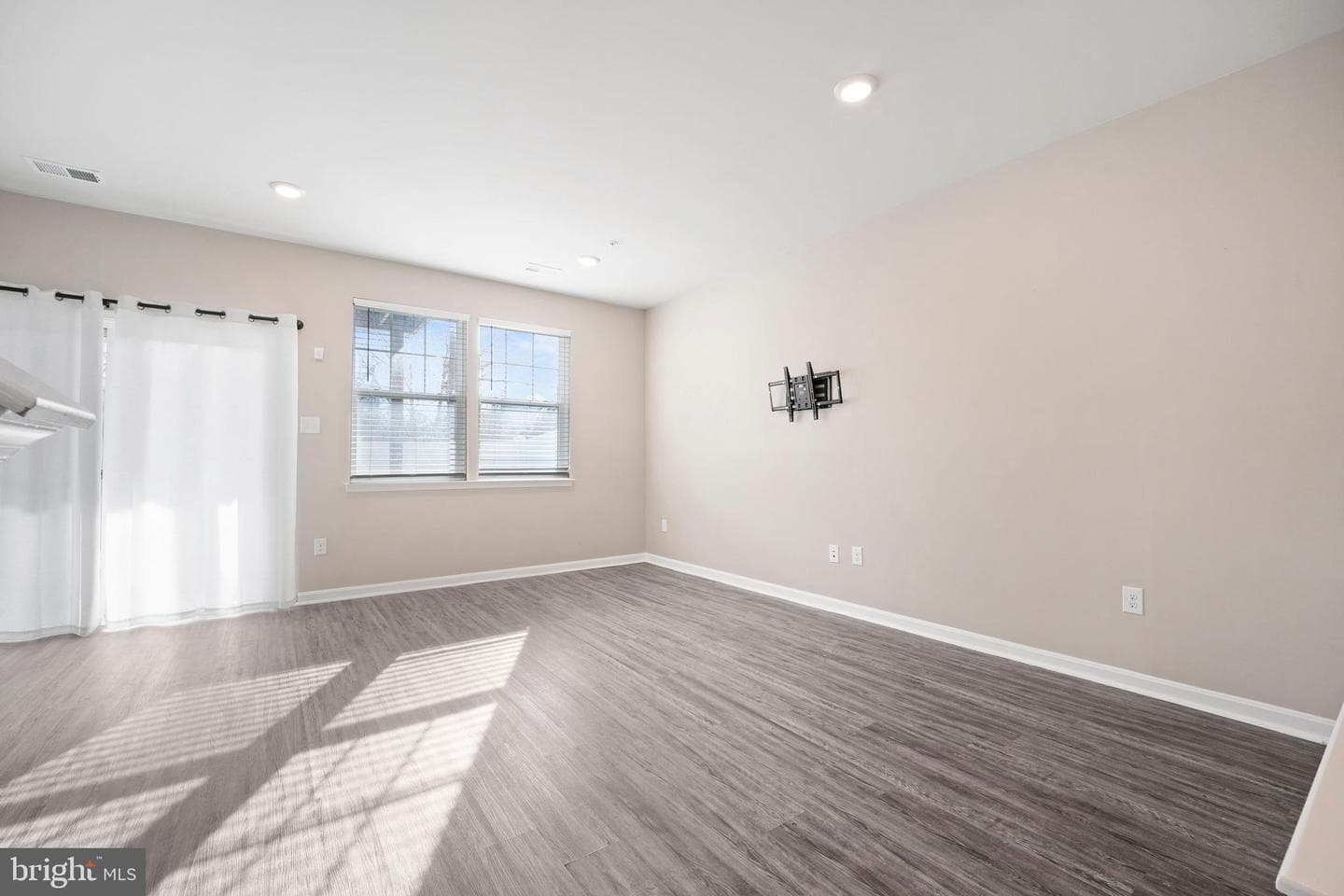 7764 Venice Lane photo 18