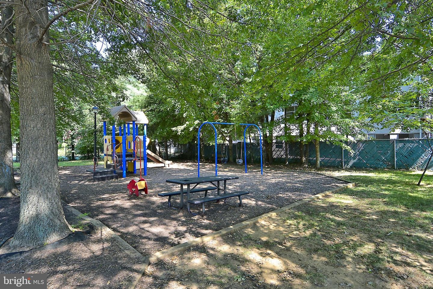 312 Severn Avenue #e407 photo 39