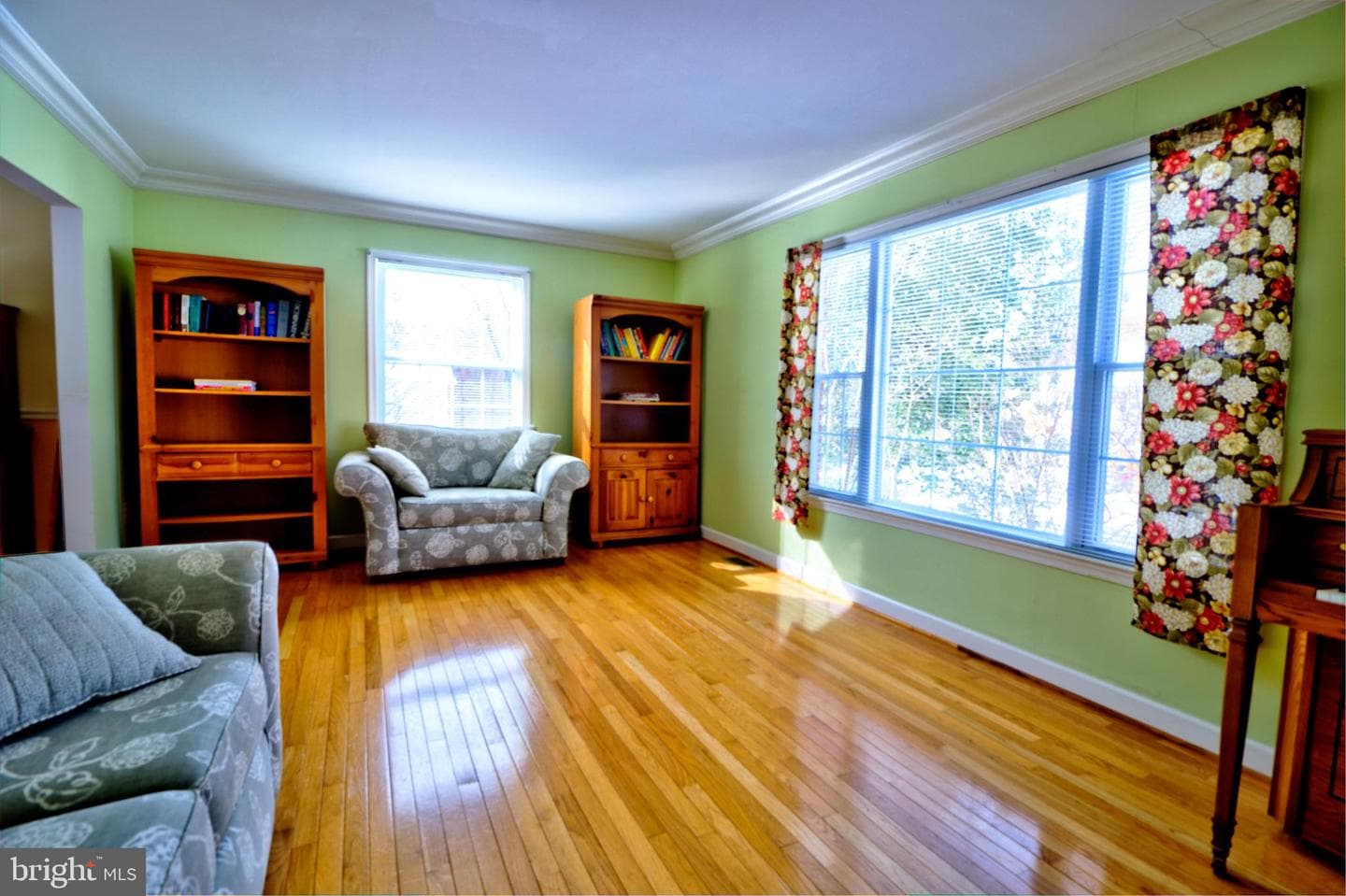 439 Lakeland Road N photo 13