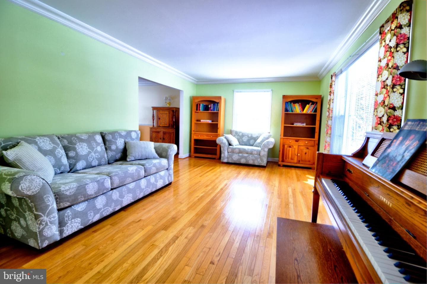 439 Lakeland Road N photo 14