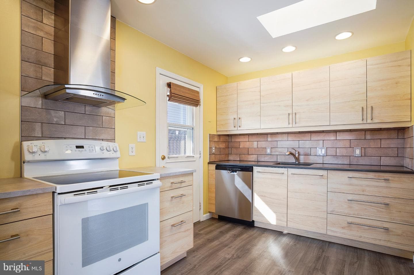 1622 Grange Road photo 11