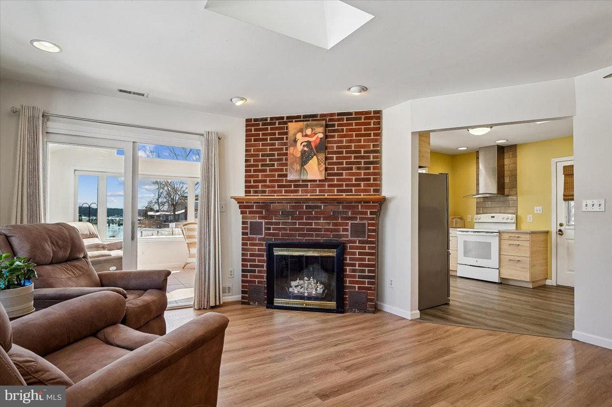 1622 Grange Road photo 7