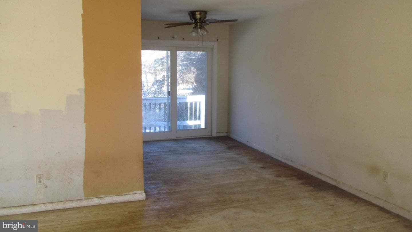 391 Hilltop Lane photo 10