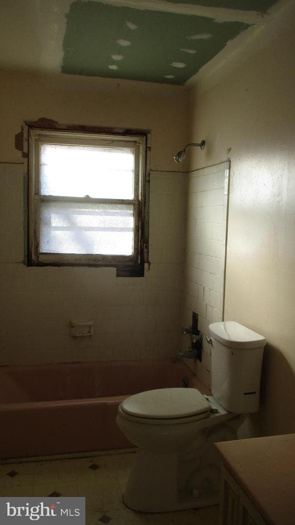 391 Hilltop Lane photo 18