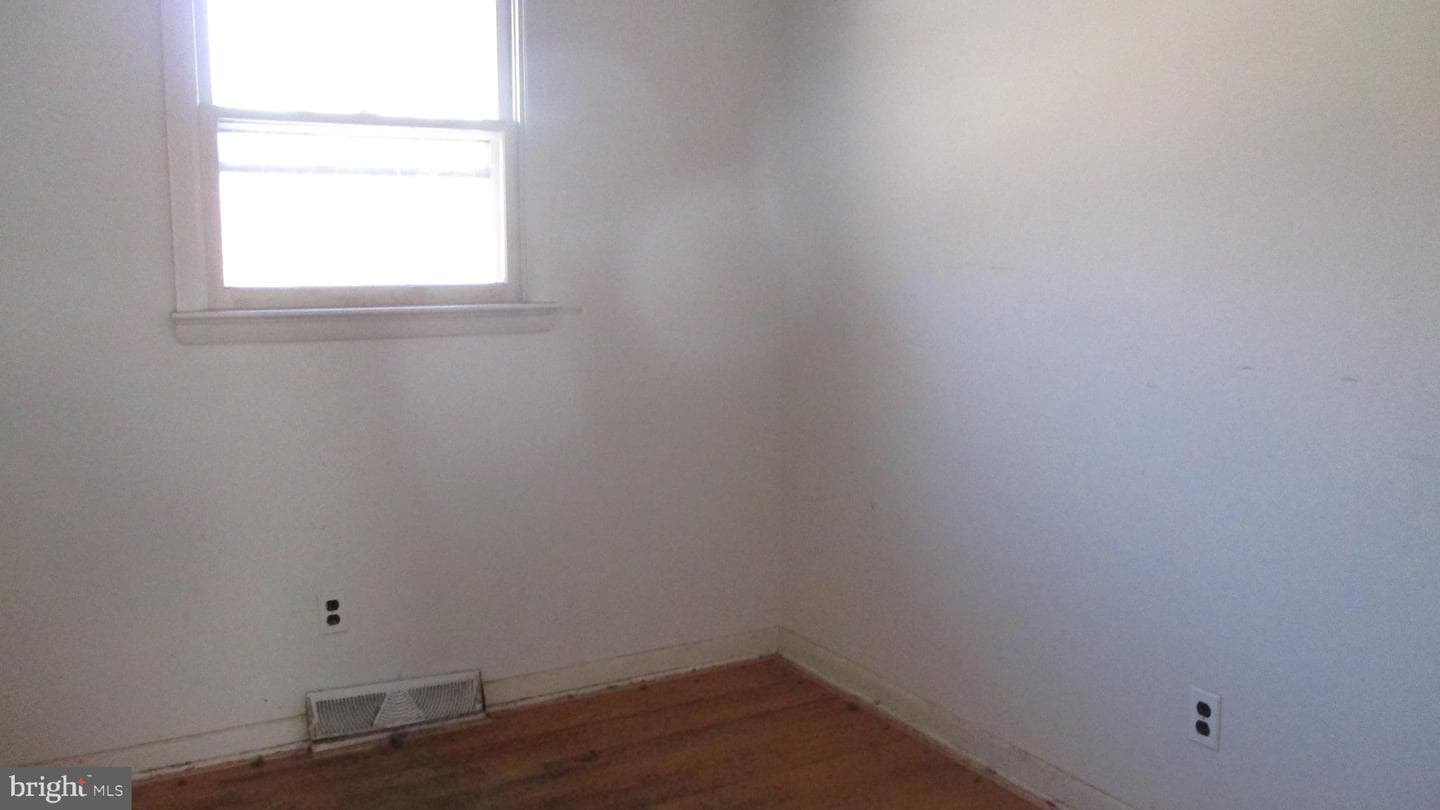 391 Hilltop Lane photo 25