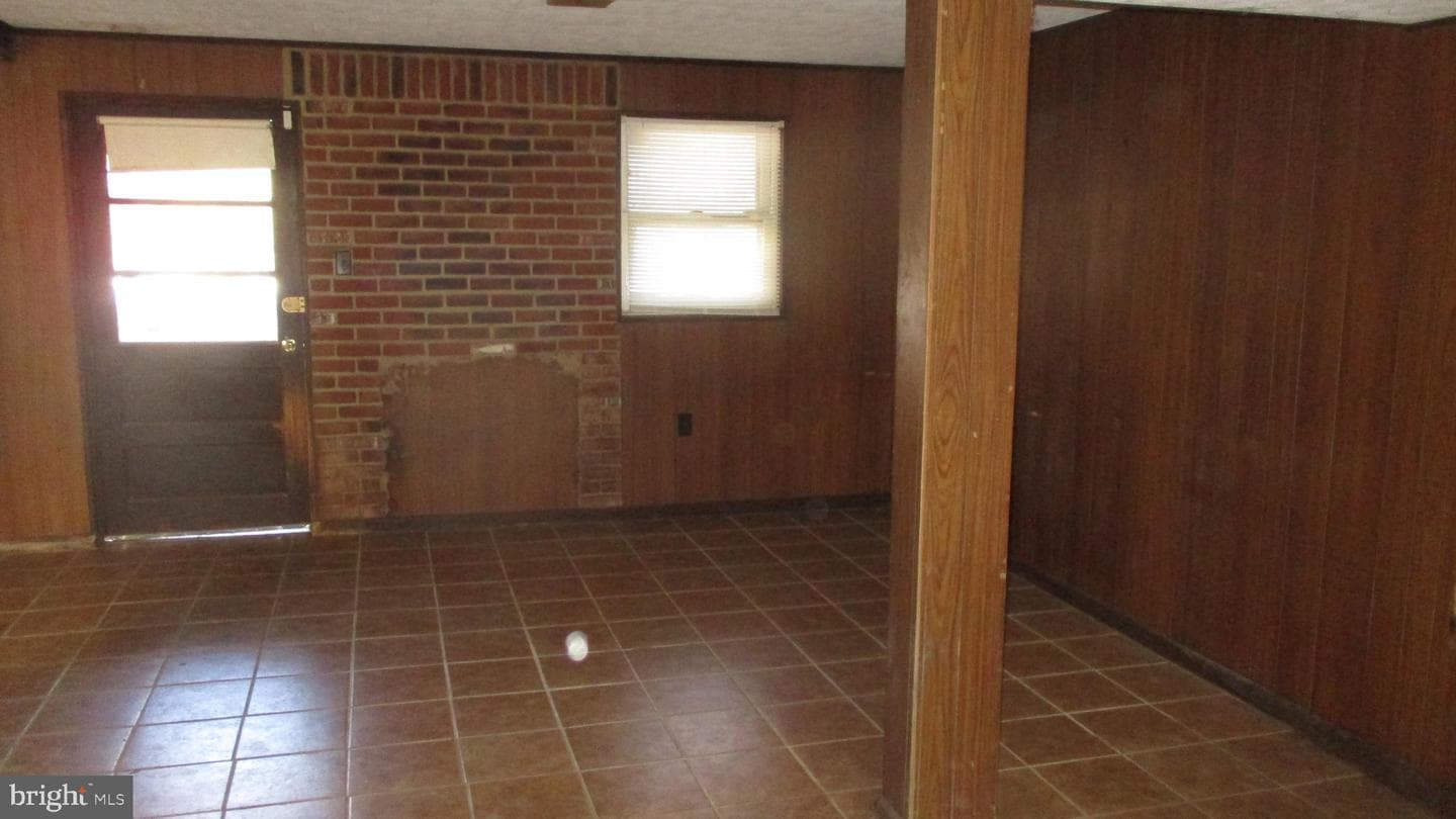 391 Hilltop Lane photo 30