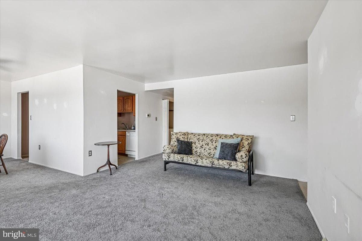 355 Gatewater Court #f photo 13
