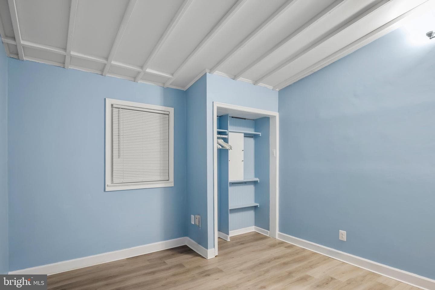 1199 Oak Avenue photo 14