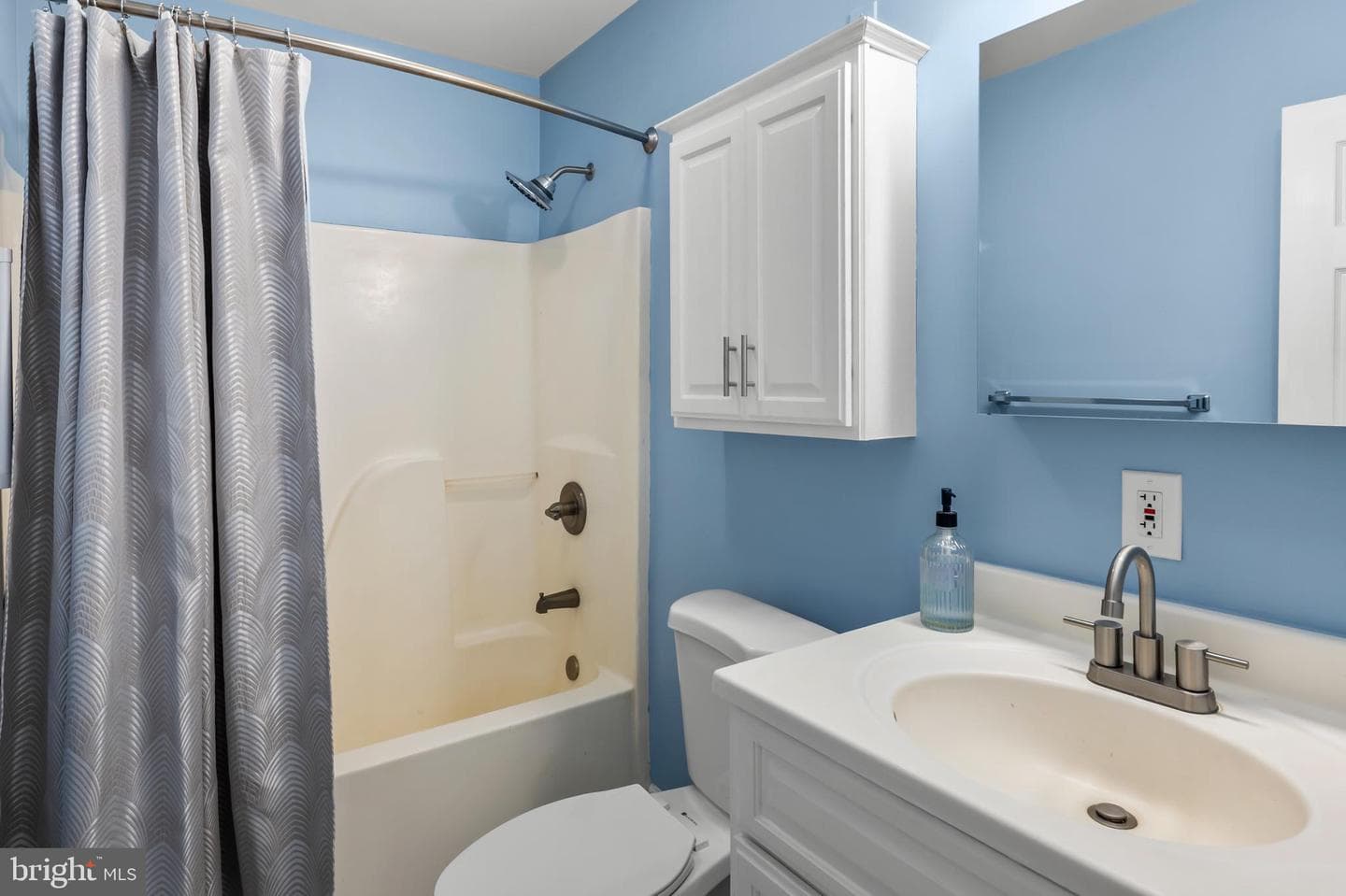 1199 Oak Avenue photo 16
