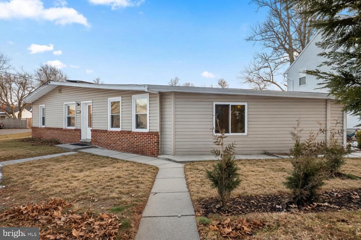 1199 Oak Avenue, Shady Side