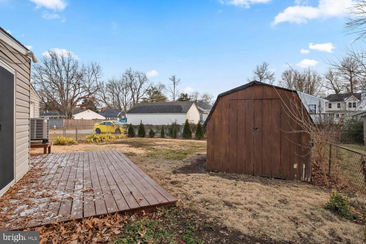 1199 Oak Avenue photo 21