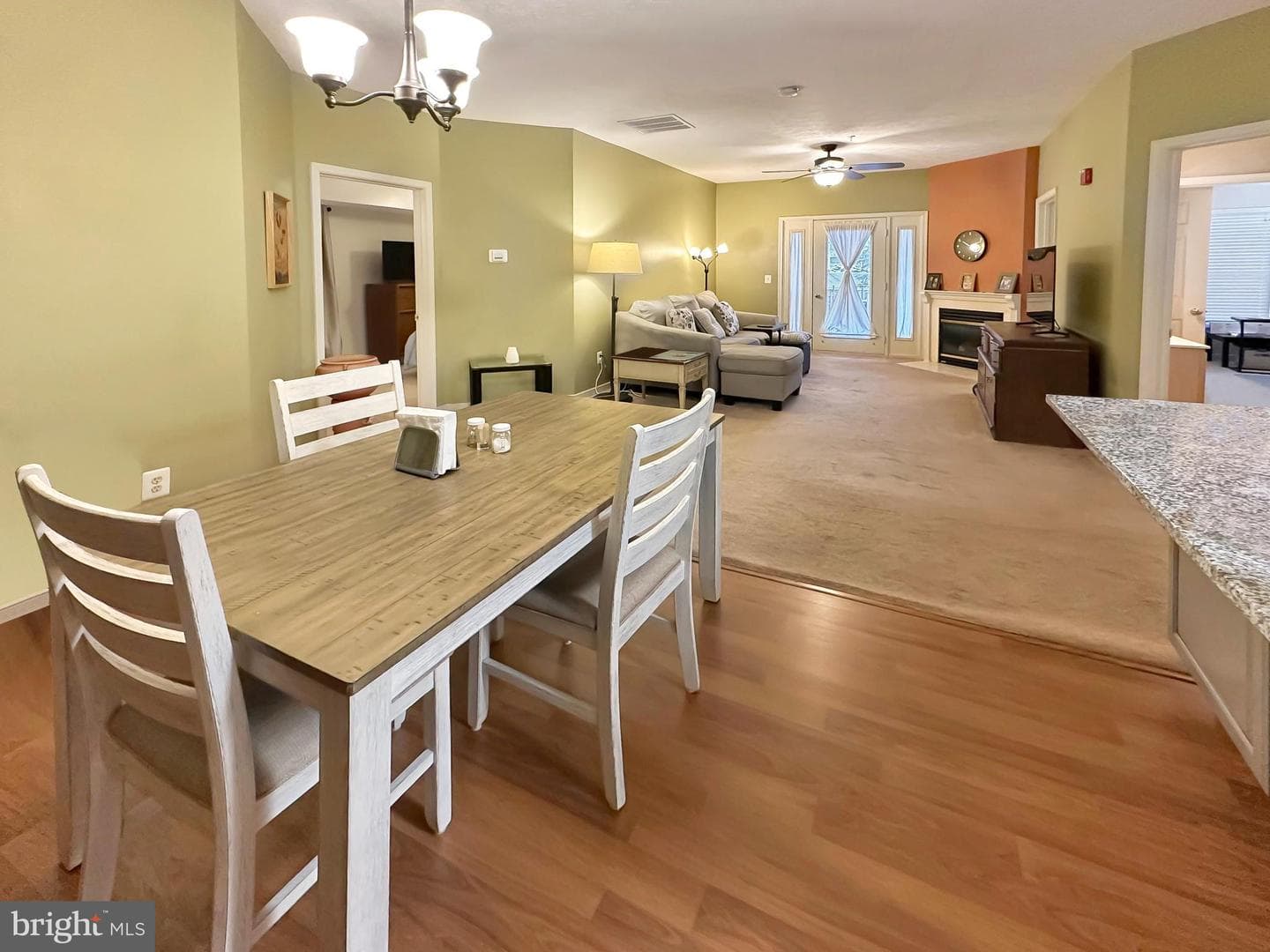 2013 Warners Terrace S #242 photo 9