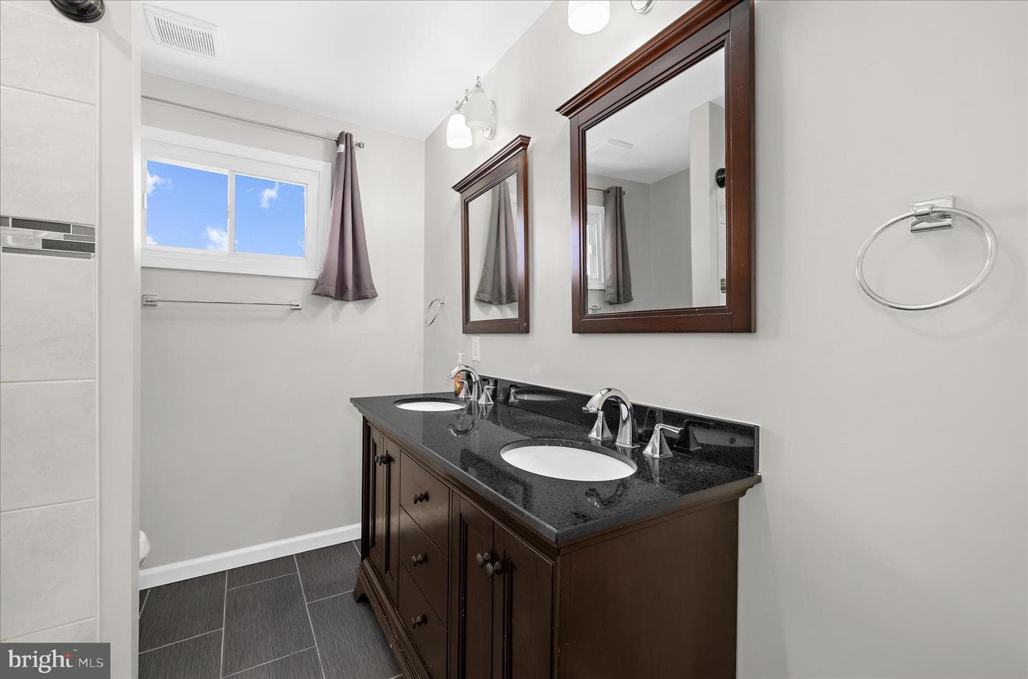 251 Scotts Manor Drive photo 20
