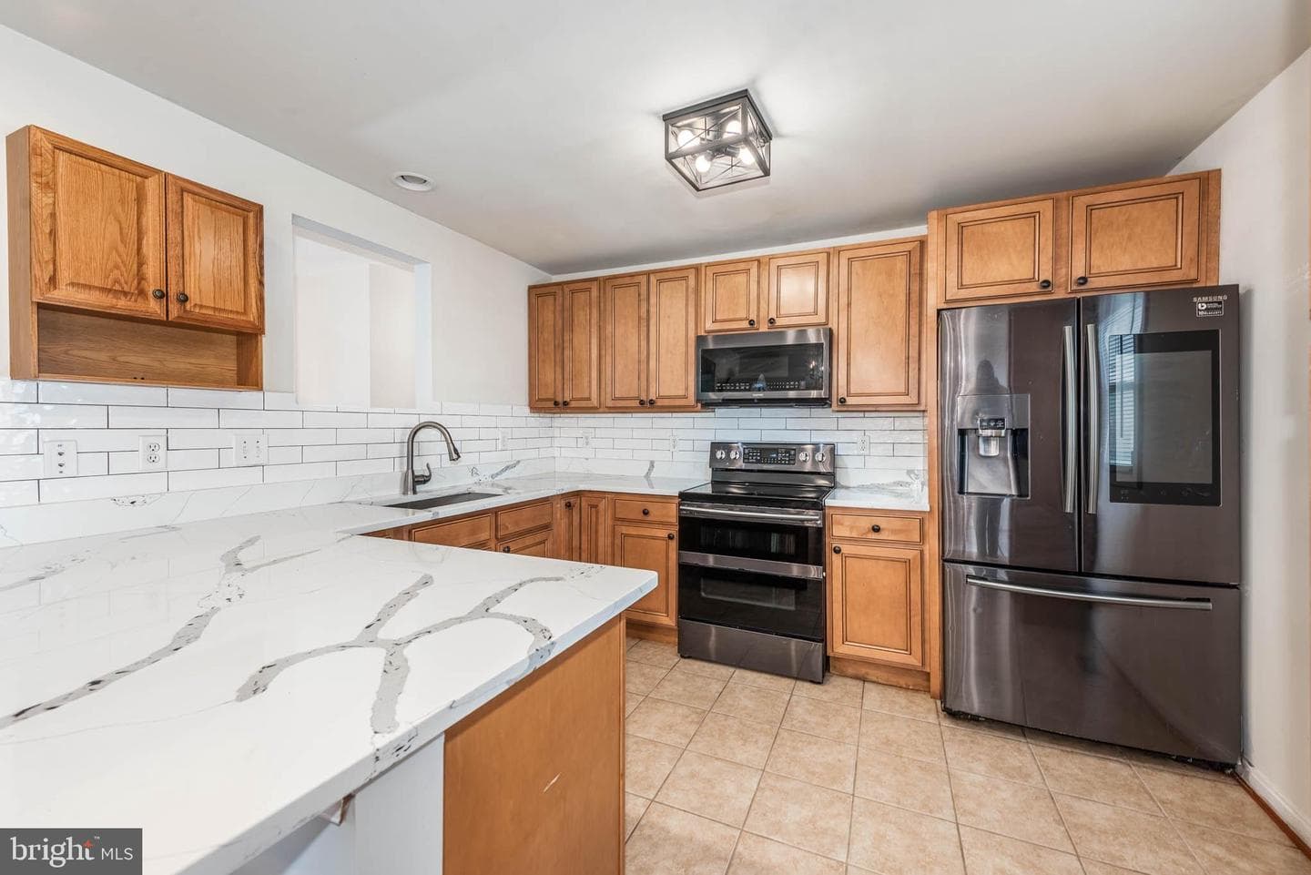 398 Washington Avenue photo 4
