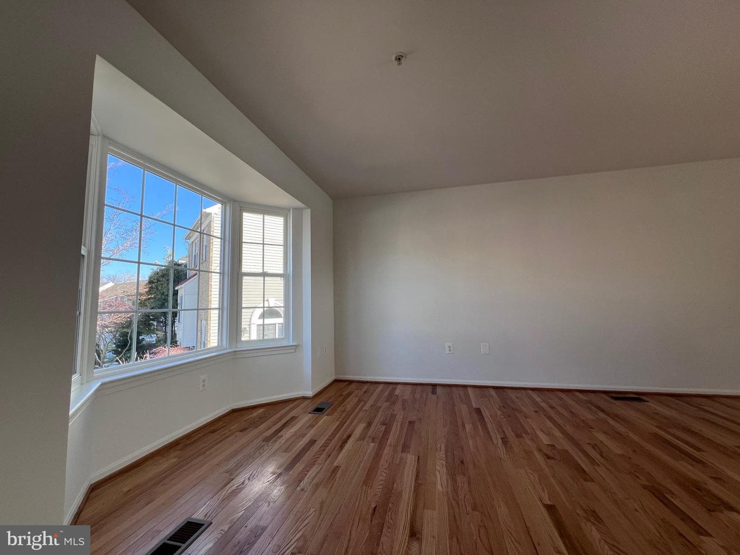 1319 Waterway Court photo 27