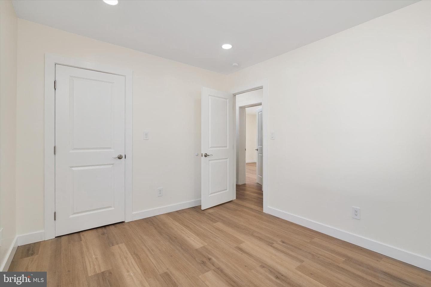 1123 Oak View Drive photo 16