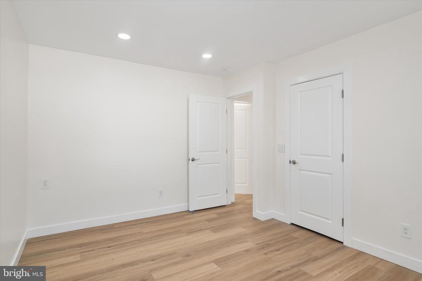 1123 Oak View Drive photo 18