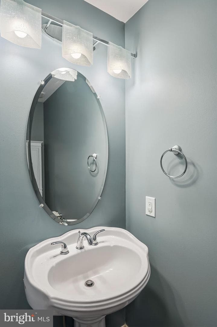 4951 Dogwood Street photo 13